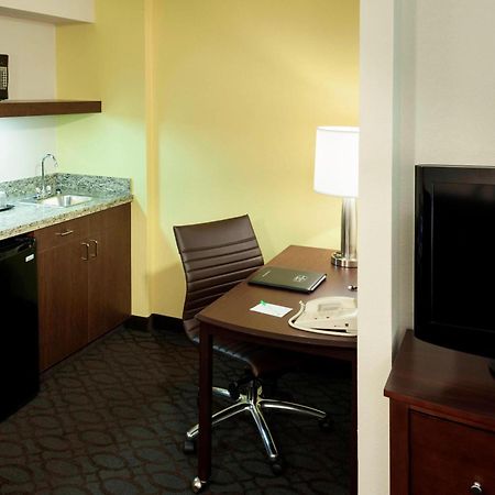 Springhill Suites By Marriott Dallas Downtown / West End Экстерьер фото
