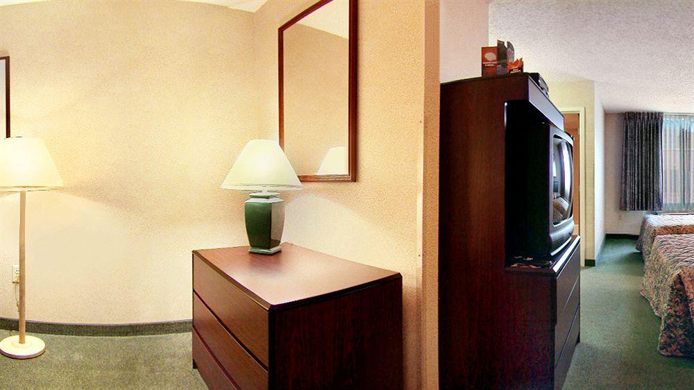 Springhill Suites By Marriott Dallas Downtown / West End Экстерьер фото
