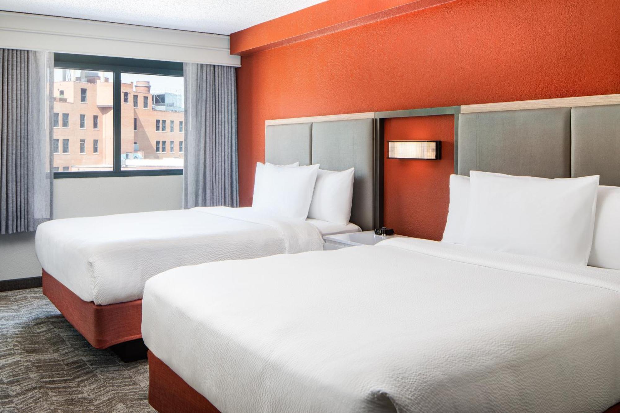 Springhill Suites By Marriott Dallas Downtown / West End Экстерьер фото